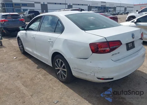 2016 Volkswagen Jetta 1.4T Se z USA, uszkodzony, nr VIN 3VWD67AJ9GM379665
